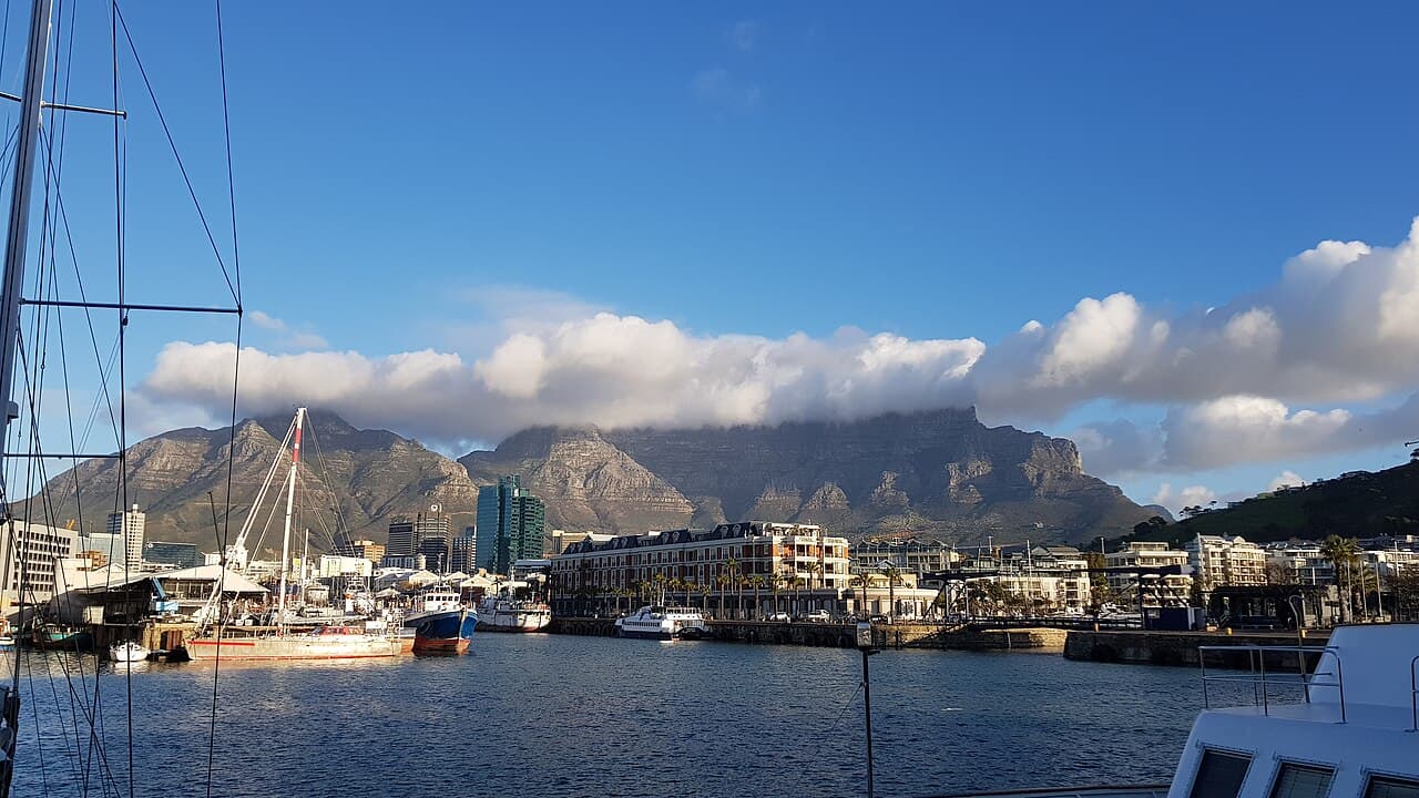Cape Town’s waterfront with Table Mountain behind it