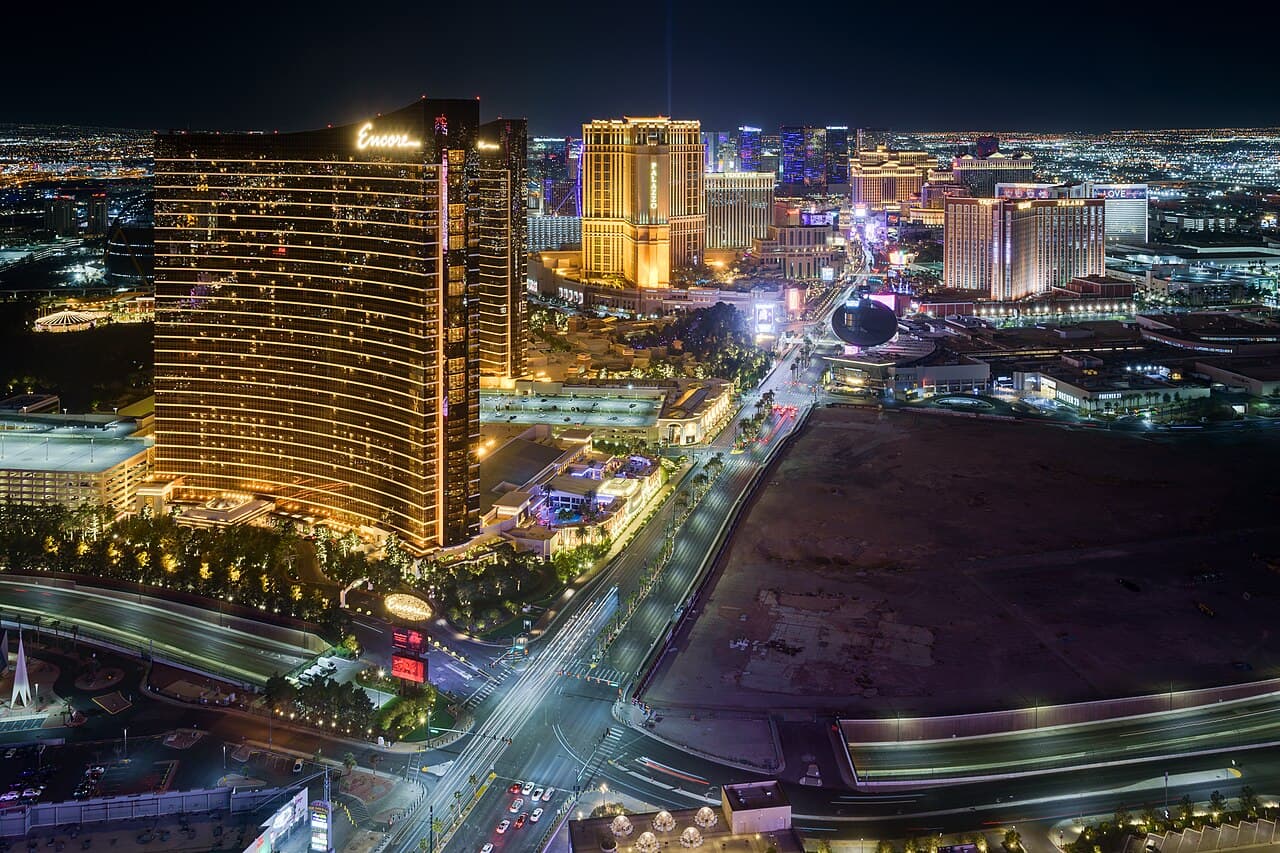 The illuminated Las Vegas Strip seen from Resorts World at night